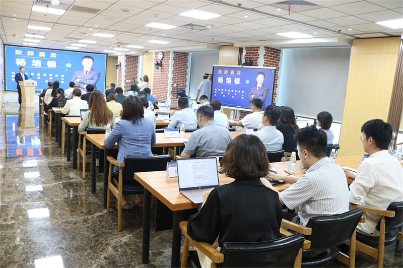 10会场全景.jpg